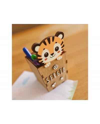 Cubilete portalapices vintiun personalizable tiger