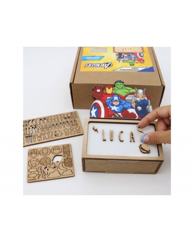 Lampara personalizable madera avengers